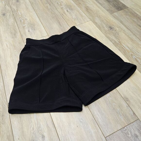 Boston Proper Shorts Chic Business Professional Style Black Sz 4 Cuffed Trouser - Picture 1 of 12